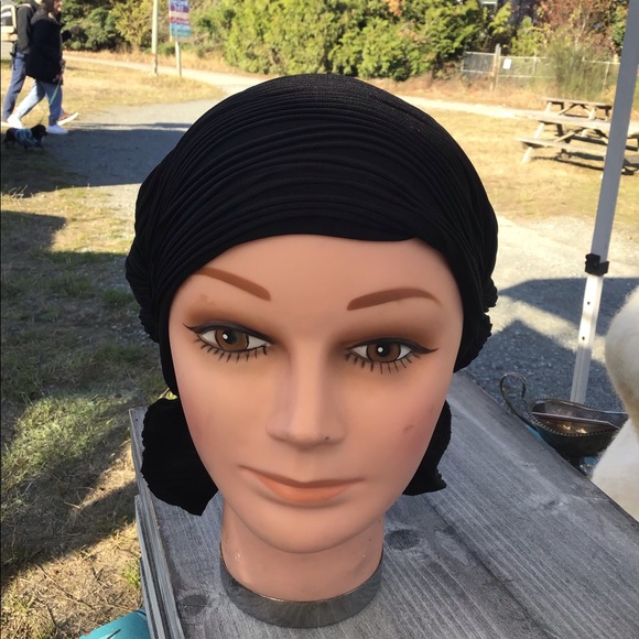 Black Chemo Beanies cancer and alopecia cap beanie New - Picture 1 of 3
